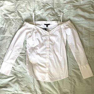 NWT Banana Republic off shoulder poplin dress shirt size 2, white.